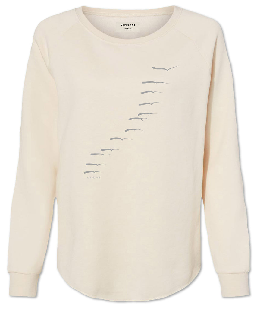 Women’s soft sweater with delicate birds